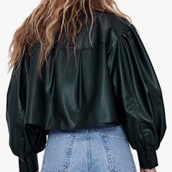 Zara woman’s green cropped faux leather jacket - Picture 6 of 7